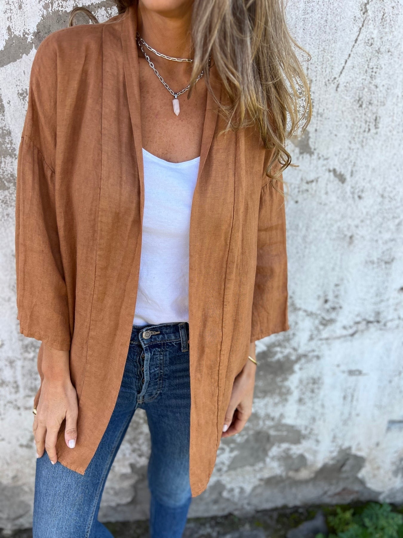 Strickjacke aus Leinen mit Rüschen 1