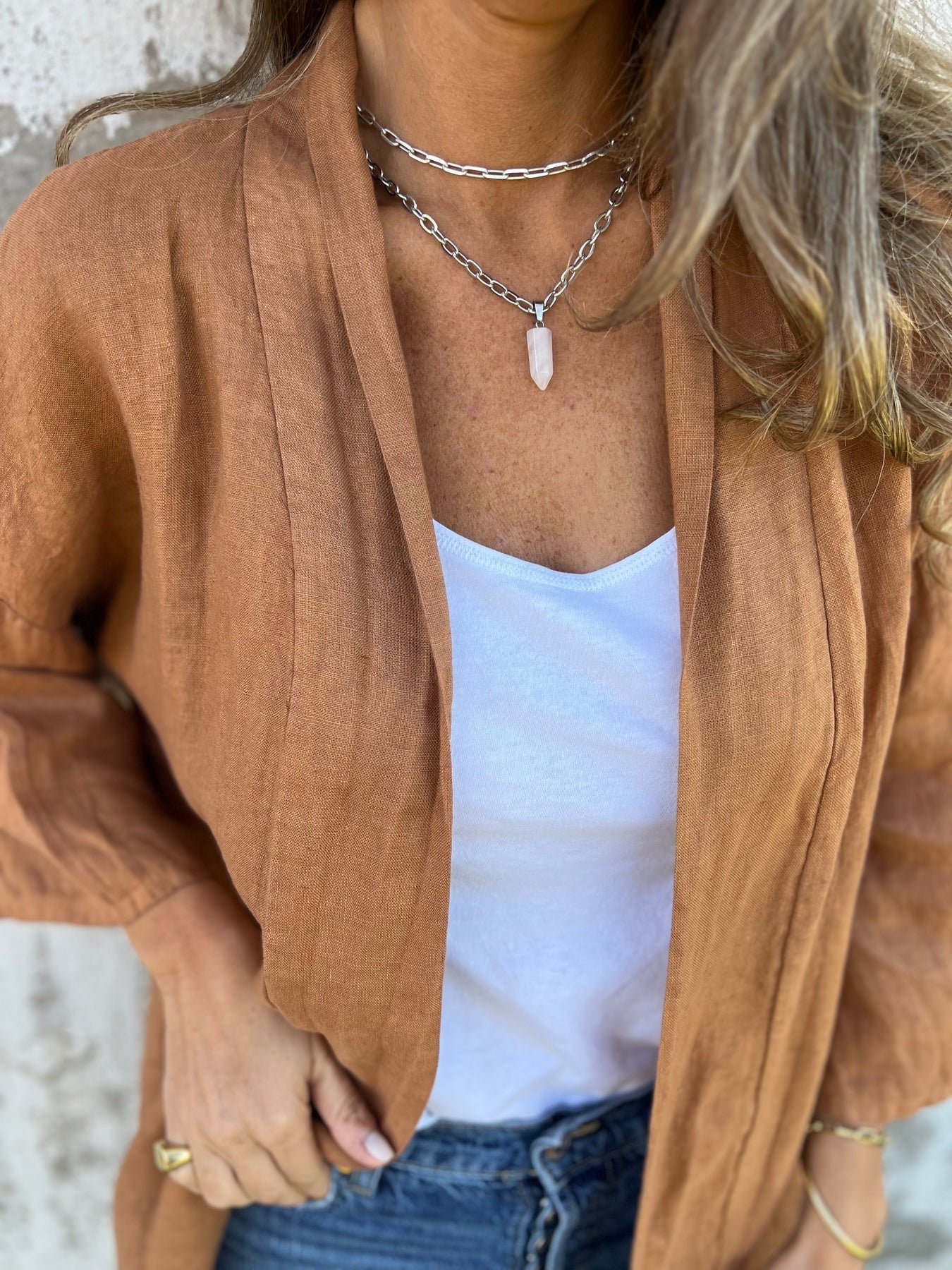 Strickjacke aus Leinen mit Rüschen 2