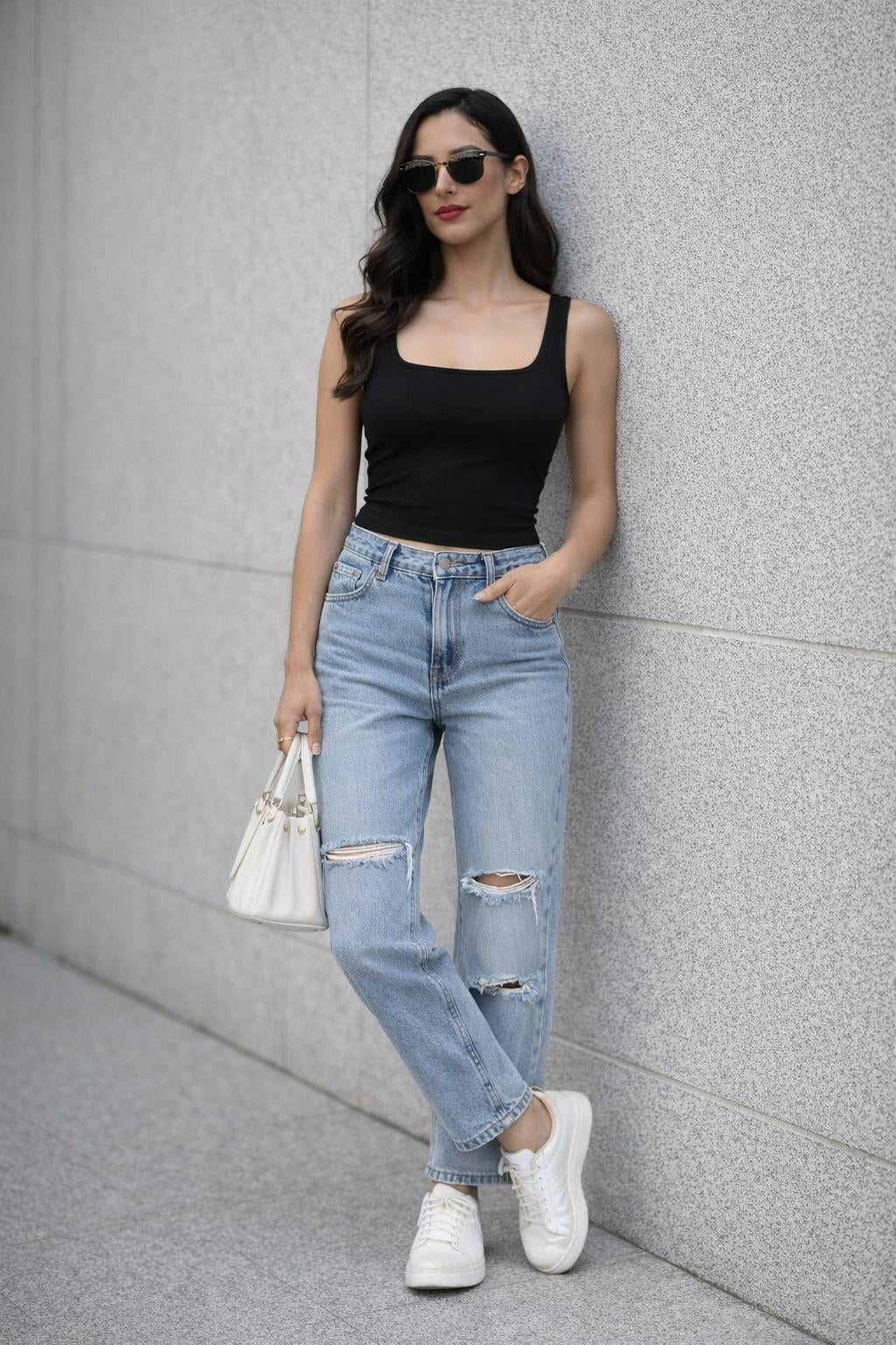 Top Damen | Figurbetontes Basic mit Eckausschnitt