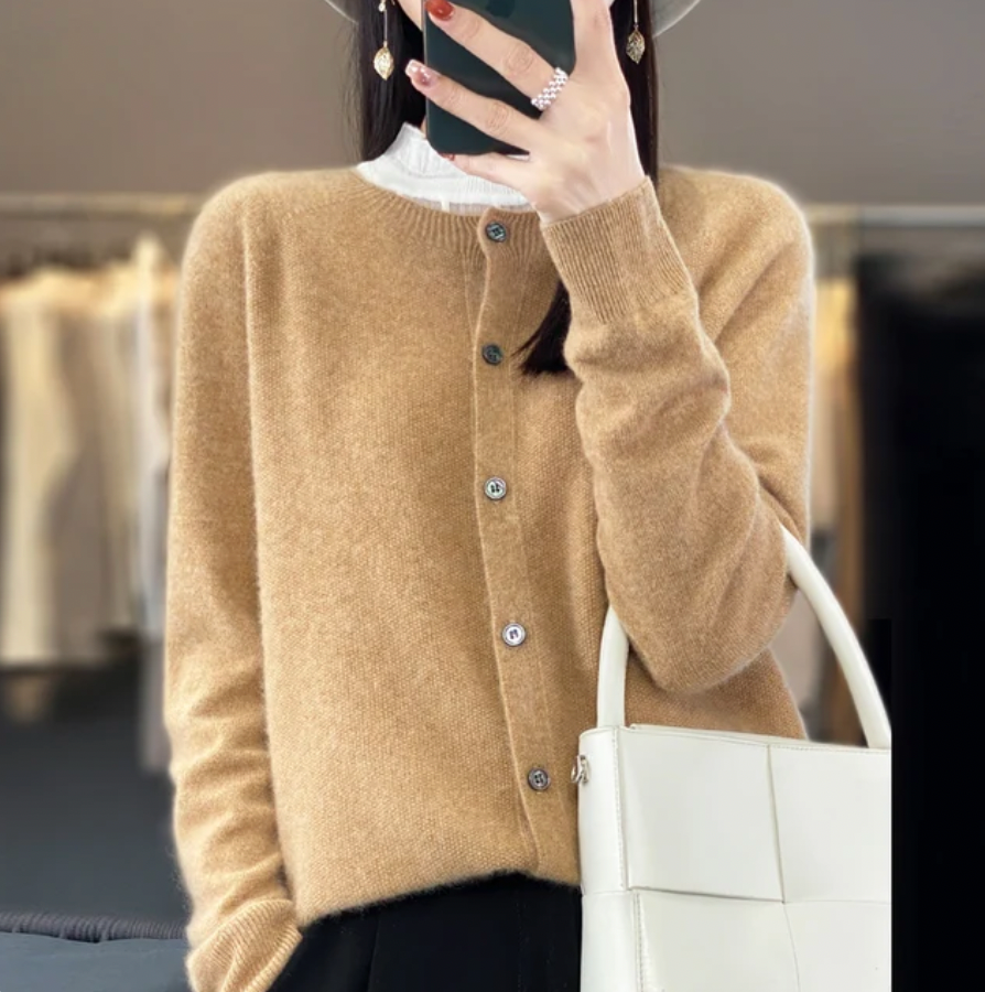 VIVIENNE I WARME GEMÜTLICHE STRICKJACKE 4