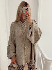 GILET MET OVERSIZED KNOPEN