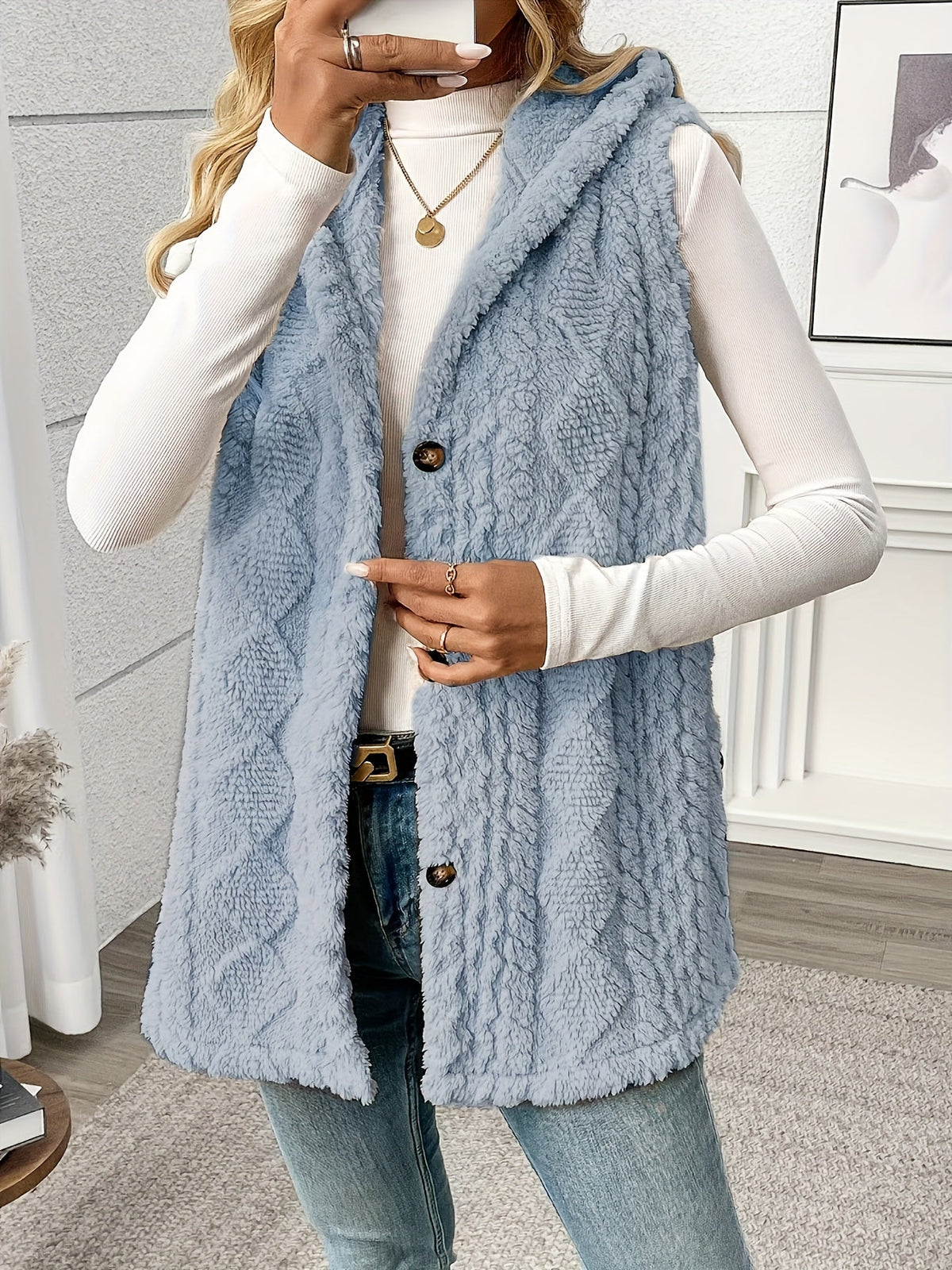 Strickweste Damen lang | Mit Kapuze & Knopfleiste 3
