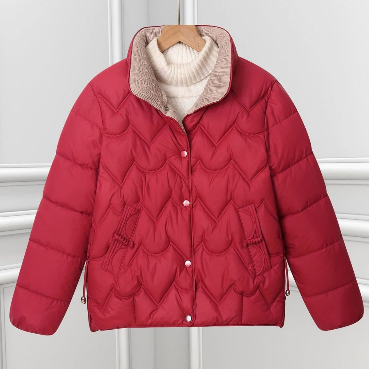 Damen Kurze Steppjacke mit Bogensteppung und Stehkragen - Rot