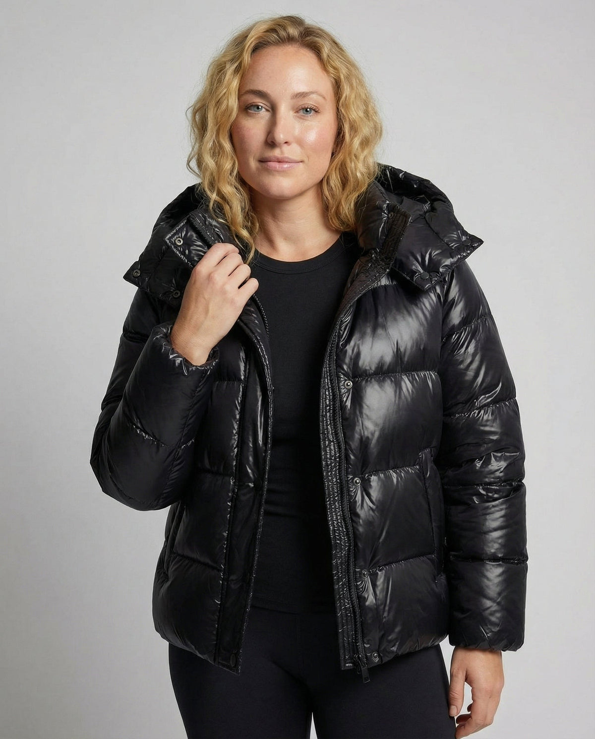 Steppjacke Damen mit Kapuze | Sportlich & Warm 3