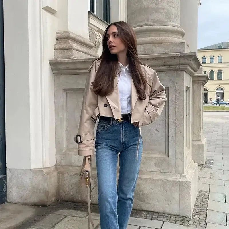 Lozenda - Schicke Cropped Trenchjacke