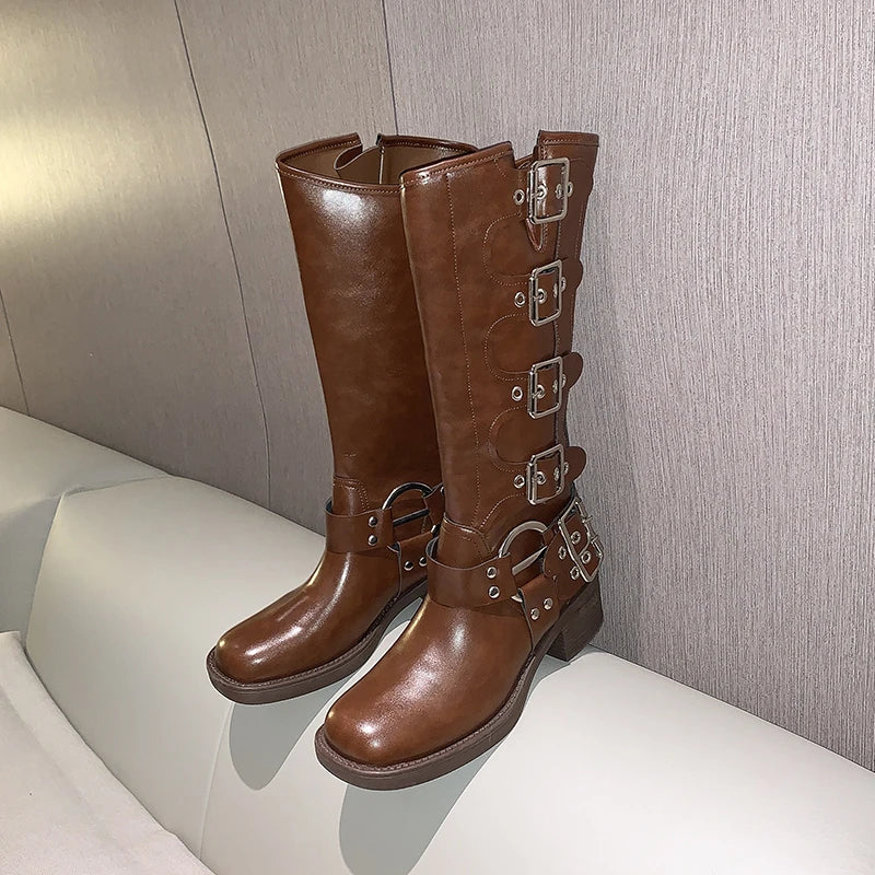Lozenda - Vintage Stiefel mit Riemen für Frauen